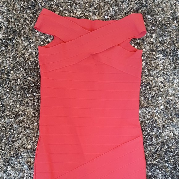 GUESS Bandage Dress - Picture 2 of 10